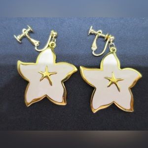 Napier StarFish Earrings Cream Gold Dangles Vintage 1960s Clip Ons